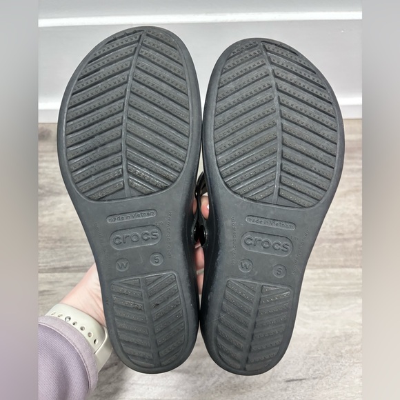 Crocs Flip Flops - Picture 3 of 3